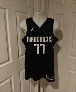 Maglia Jordan Dallas Mavericks Luka Doncic 2021/22 Statement Edition M 44 NBA - Foto 1 di 16