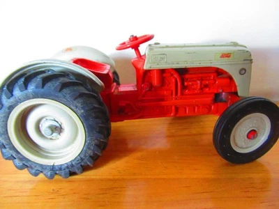 Tractor de juguete vintage ERTL Ford Die Cast METAL rojo y gris 1/16 Foto 1 de 4