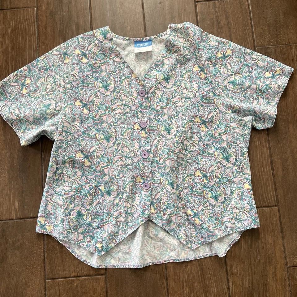 Vintage Crest Pastel Butterfly Floral Button Down Short Sleeved Scrub Top sz XL - Image 1 of 4