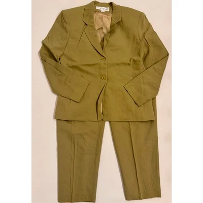 Vtg Jones New York Women's Pantsuit 100% Wool Green Size 14 Jacket/12P Pants - Image 1 of 4