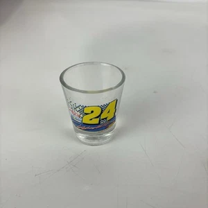 2004 NASCAR #24 Jeff Gordon Schnapsglas Du Point - Bild 1 von 5
