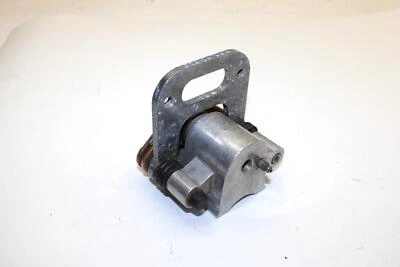 Pinza delantera derecha Polaris Magnum 425 1995 OEM 5133880 Q349 Foto 1 de 4