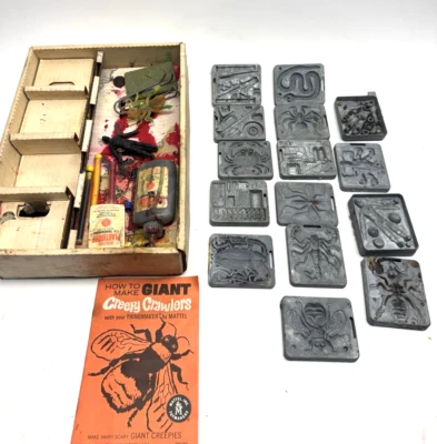Vintage 1960’s Mattel Thingmaker Creepy Crawlers Lot Oven Toy Molds Foto 1 de 4