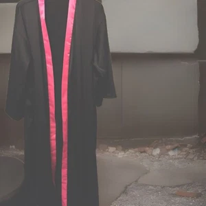 Handmade Women's Satin Wrap Around Robe w/ Pink Trim Size One Size Fit Most Blk - Picture 1 of 5