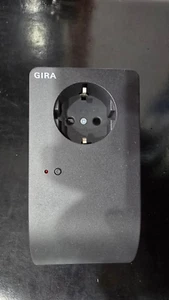 Gira Funk Steckdosenadapter 0401 - wie JUNG Funk-Zwischenstecker FZS 10 WW - Bild 1 von 4