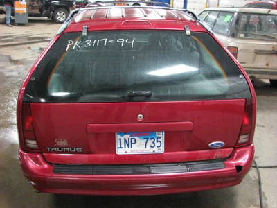 Lanterna traseira direita Ford Taurus 1994 - Imagem 1 de 4