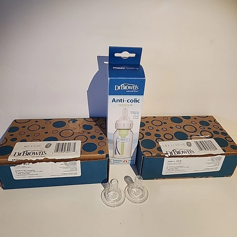 Lote de pezones Dr Brown’s y 1 botella seis ultra prematuros diez niveles 2 demasiado nivel 3 Foto 1 de 4
