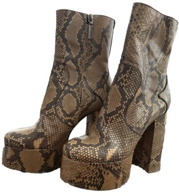 Botas de plataforma Saint Laurent Paris piel de serpiente en relieve, charol Foto 1 de 3