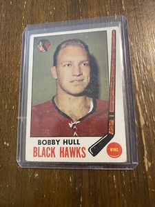 1969 BOBBY HULL CHICAGO BLACK HAWKS #70 TOPPS HOCKEY CARD - VG