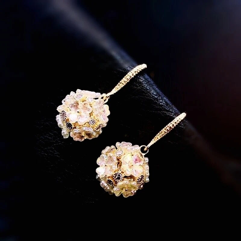 18k Yellow Gold Filled Resin Beautiful Flower Cluster Ball Dangle Earrings Foto 1 de 4