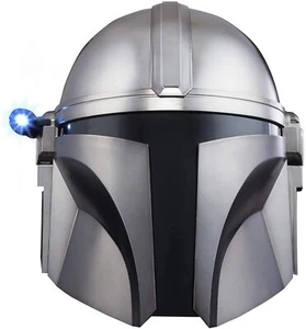 STAR WARS - THE BLACK SERIES THE MANDALORIAN PREMIUM ELECTRONIC HELMET TOY - Picture 1 of 8