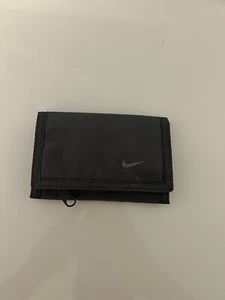Nike 90s Vintage Wallet Dark Grey - Picture 1 of 4