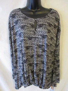 Daisy Fuentes Rayon Size L Black Geometric 3/4 Slve Knit Top SR$44 NEW - Picture 1 of 3
