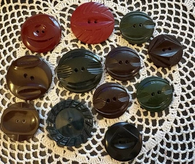 VINTAGE    COLT   Firearm’s  CO.   PLASTIC   BUTTONS  -  P-306 - Image 1 of 4