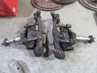 Juego de pares de husillos de dirección Chevrolet Styleline Fleetline 1949-1952 Foto 1 de 4