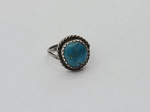 Vintage Native American Turquoise Sterling Silver Ring Size 4 - Picture 1 of 14