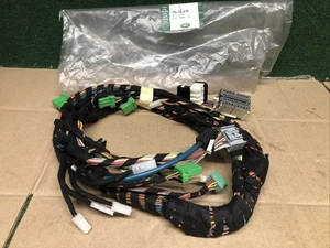 Genuine Range Rover L322 - Centre Console Wiring Harness - YMH501470 - Picture 1 of 5