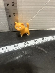 Figur orange Katze mit weißen Füßen 1,5 Zoll - Bild 1 von 7