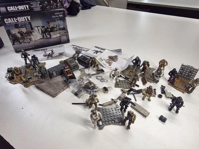 Call of Duty COD Mega Bloks Mega Construx Collector Series - Image 1 of 4