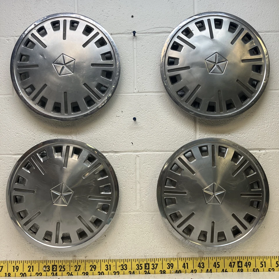 Juego de 4 tapacubos de 13" Mopar 1985-89 Dodge Aries/Omni&Plymouth Horizon (5368) OEM Foto 1 de 4
