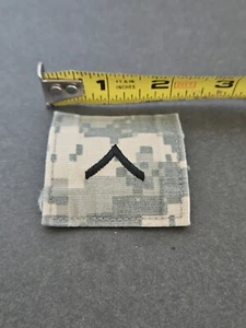 US ARMY E-2 PRIVATE RANK INSIGNIA PATCH HOOK & LOOP CAMOUFLAGE CAMO 2X2 - Picture 1 of 2