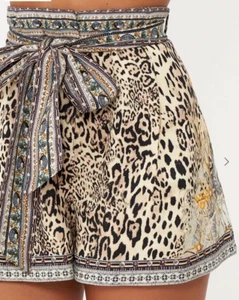 Camilla Crystal Embellished Sashed Shorts Seahorse Sonnet w/Zip & Pockets Size S - Picture 1 of 18