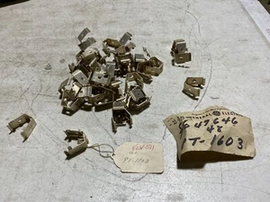 Lot of 45 Fuse Clip Fuse Holders from GE?, NOS - Picture 1 of 8