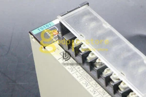 Unidad de sensor de temperatura Omron C200H-TS101 usada 1 pieza - Imagen 1 de 1