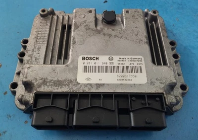 Centralina ECU RENAULT MASTER anno 2005 2463cc Gasolio 0281011940 8200311550 - Immagine 1 di 4