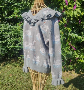 Stella McCartney Gray Swan Intarsia Ruffles at Neck Wool Sweater Italy Size 40 8 - Picture 1 of 16