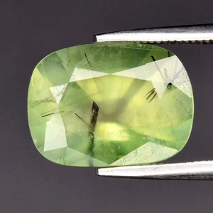 💎 Cuscino 4,23ct Prehnite Verde Naturale con Aghi Neri - Pietra Preziosa Africa - Foto 1 di 4