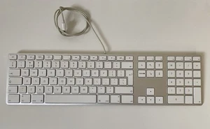 Apple A1243 Wired USB Keyboard - Not fully working / For parts - Afbeelding 1 van 5