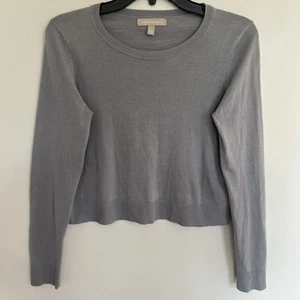 Damen Banana Republic Langarm Cropped Pullover Seidenmischung Größe Small Grau - Bild 1 von 10