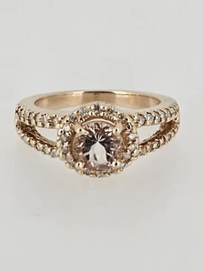 Anillo de oro rosa con halo de vástago dividido de morganita y diamantes - Imagen 1 de 8