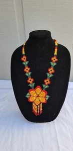 HUICHOL MEXICAN HAND MADE JEWELRY BEADED FOLK ART PEYOTE CACTUS FLOWER NECKLACE - Picture 1 of 3