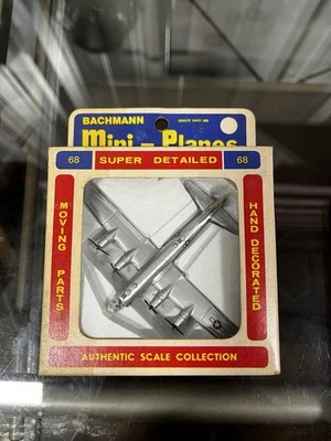 Vintage Bachmann Mini Planes #68 B-29 SUPER FORTRESS 8368:79 1:380 SCALE w/box - Image 1 of 2