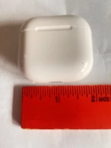 Apple AirPods 4th Generation - Replacement - Picture 1 of 6