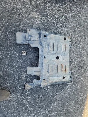 Toyota Pickup 1984 1985 4runner OEM eje sólido placa de deslizamiento delantera con pernos Foto 1 de 4