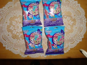 REDUZIERT NEU IN VERPACKUNG 4 Pkg. Mini Fingerlinge Blind Bag - Bleistifte - Strohhalme - Spielzeug - Interaktiv D - Bild 1 von 3