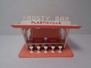 PLASTICVILLE VINTAGE FROSTY BAR.SALMON W/WHITE SIDES AND CHROME COUNTER! - Picture 1 of 8