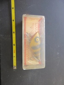 Vintage Wood Lure Made By COLT DISTRIBUTING CO. FLORIDA SERV A LURE PONY LURE - Picture 1 of 11