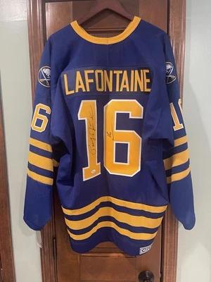 Pat LaFontaine #16 Signed Buffalo Sabres Jersey JSA Hologram - Image 1 of 4