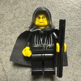 LEGO Star Wars Emperor Palpatine Minifigure SW0041 7200 7166 3340 Damaged