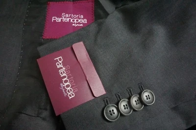Sartoria Partenopea Gris Espiga Rayas S110s 2 Piezas Traje Chaqueta Pantalones 38R NUEVO Foto 1 de 4
