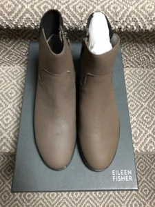 NUEVO EN CAJA Eieen Fisher Piedra Gris Talla 7 1/2 M Joyce Botas Zapatos $275 - Imagen 1 de 6