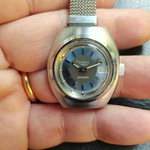  NIVREL WATCH CLUB DAY-DATE ANTICHOC 17 JEWELS EDELSTAHL HANDAUFZUG - Bild 1 von 7