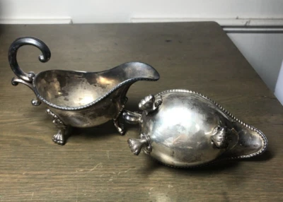 2 件老式/复古镀银 GRAVY SAUCE 船用服务器脚踏 — 第 1/4 张图片