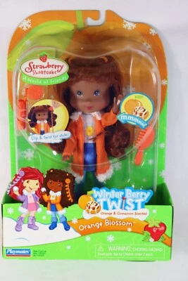 Muñeca Winter Berry Twist 2007 flor de naranja fresa pastel corta nueva ver detalles Foto 1 de 4
