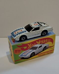 Hot Wheels Nissan crack ups 1983 with custom box.