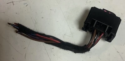 BMW X3. E83. TILT ALARM SIREN LOOM PLUG. 8368590 (LB154) - Image 1 of 4